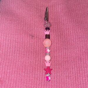 Sparkling Pink Star Beaded Cutie Clip